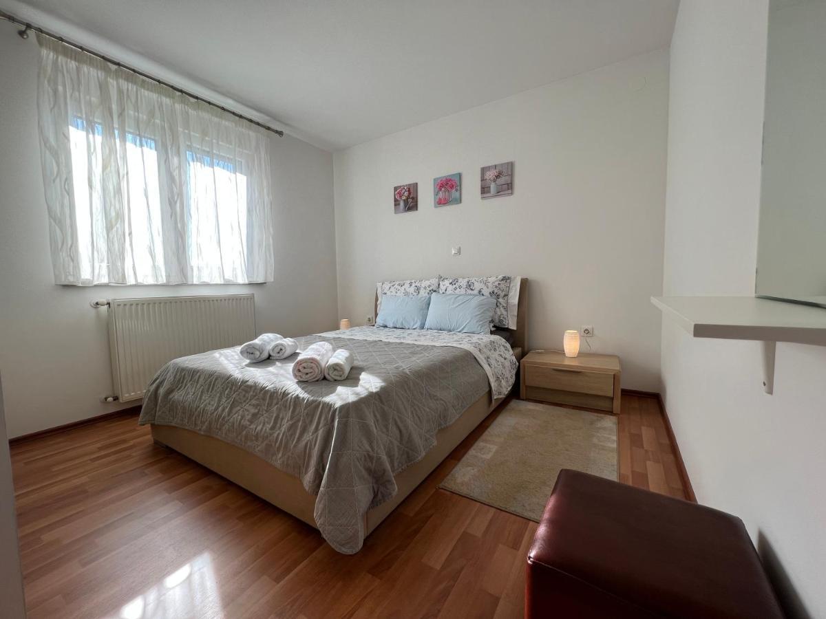 Apartman Ruza Apartment Pula Exterior foto
